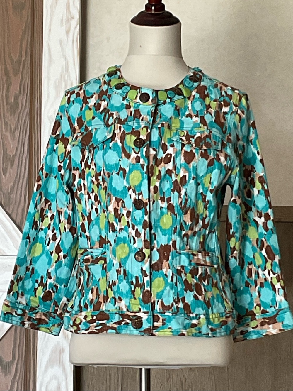 Ruby Rd. Turquoise Multicolor Shiny Printed Jacket. Beaded Neck. Size 14, EUC